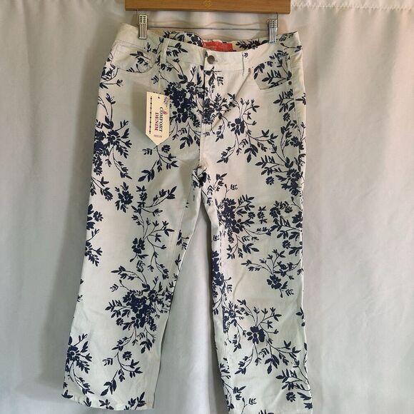 Comfort Denim Women’s Capris New Size 12 Summer Spring Comfort Casual Retail $40 - Picture 2 of 13